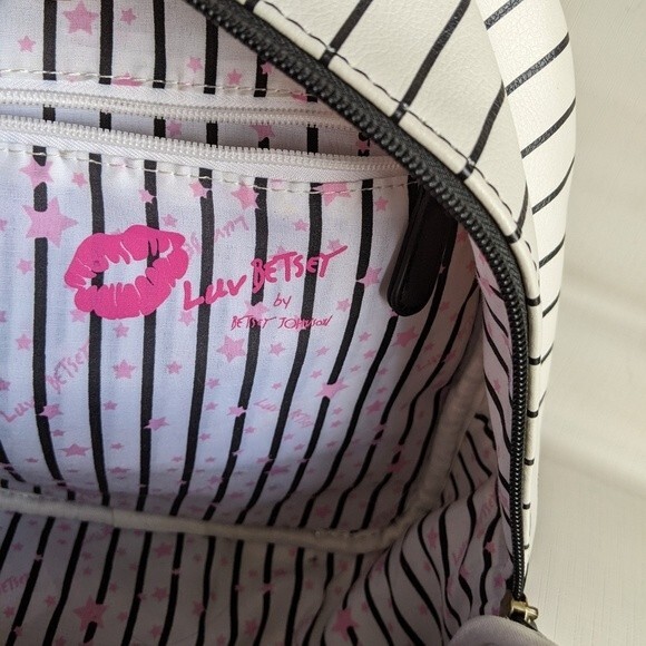 Luv Betsey by Betsey Johnson Bag Unicorn Backpack Black Black & White Style - Picture 10 of 12